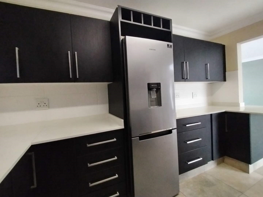 3 Bedroom Property for Sale in Heuwelkruin Western Cape